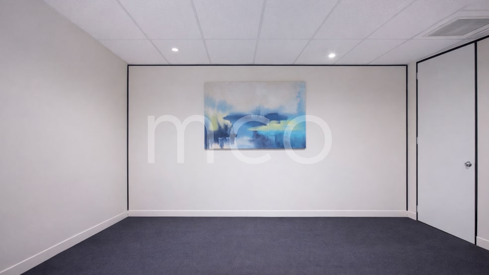 Click to view all images Office 18/435 Nepean Highway Frankston VIC 3199 - Image 3