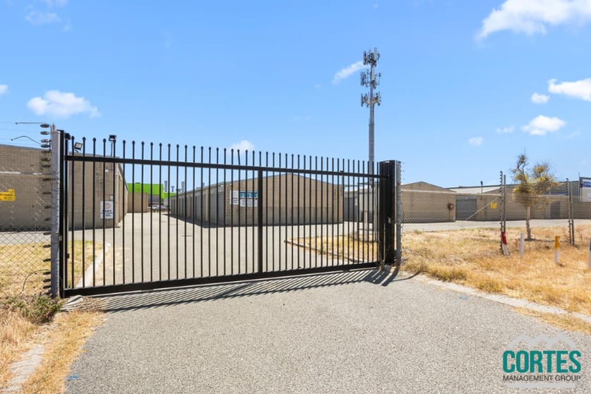 Click to view all images lot 24/11-13 Crowley St Port Kennedy WA 6172 - Image 1