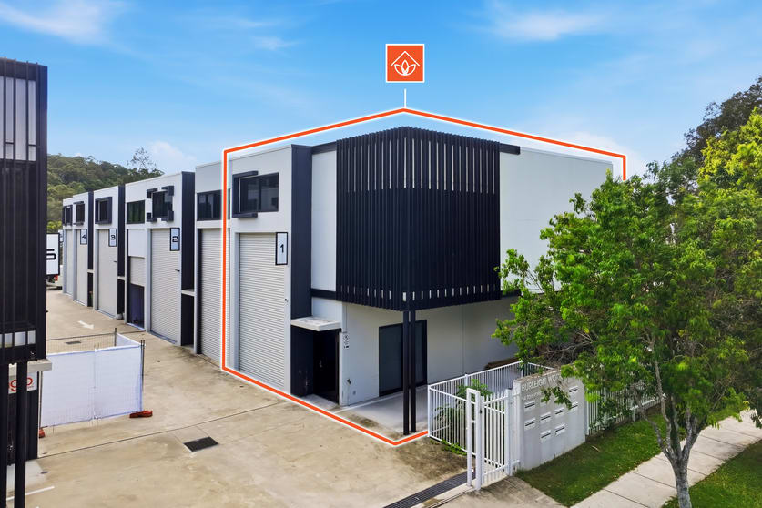 Click to view all images 1/94 Township Drive Burleigh Heads QLD 4220 - Image 2