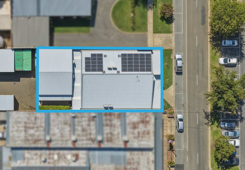 Click to view all images 13 Highett Street Mansfield VIC 3722 - Image 2