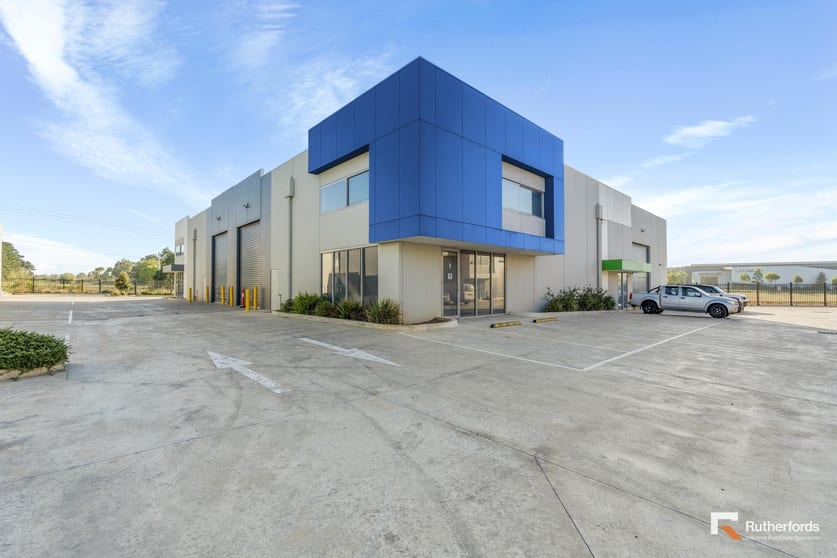 Click to view all images 9/130 Gateway Boulevard Epping VIC 3076 - Image 1