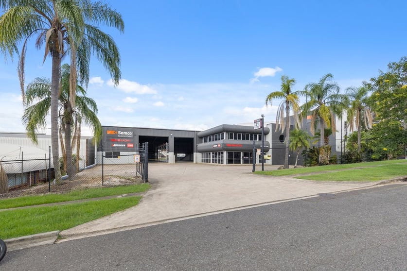 Click to view all images 21 Machinery Street Darra QLD 4076 - Image 1