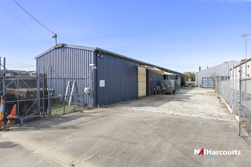 Click to view all images 6 Seabright Street North Shore VIC 3214 - Image 1