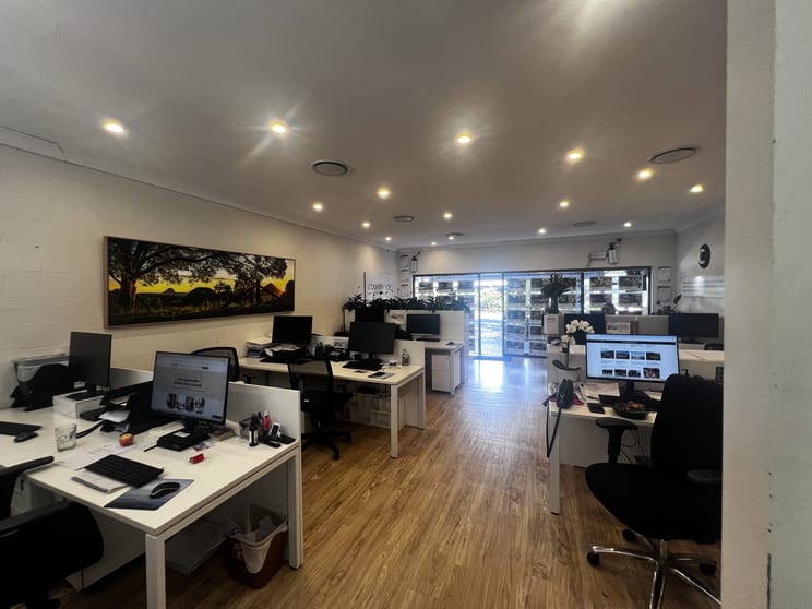Click to view all images 3/1a Emerald Street Cooroy QLD 4563 - Image 3