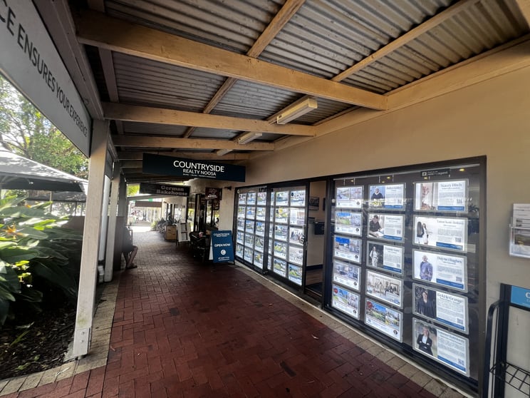Click to view all images 3/1a Emerald Street Cooroy QLD 4563 - Image 2
