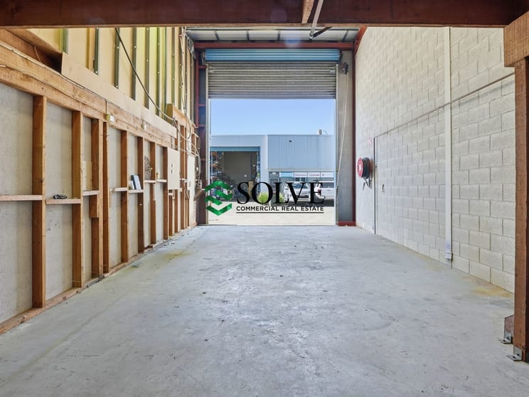 Click to view all images 19/35 Foundry Road Seven Hills NSW 2147 - Image 2