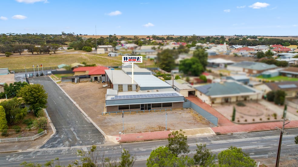 Click to view all images 30 Minlaton Road Yorketown SA 5576 - Image 1