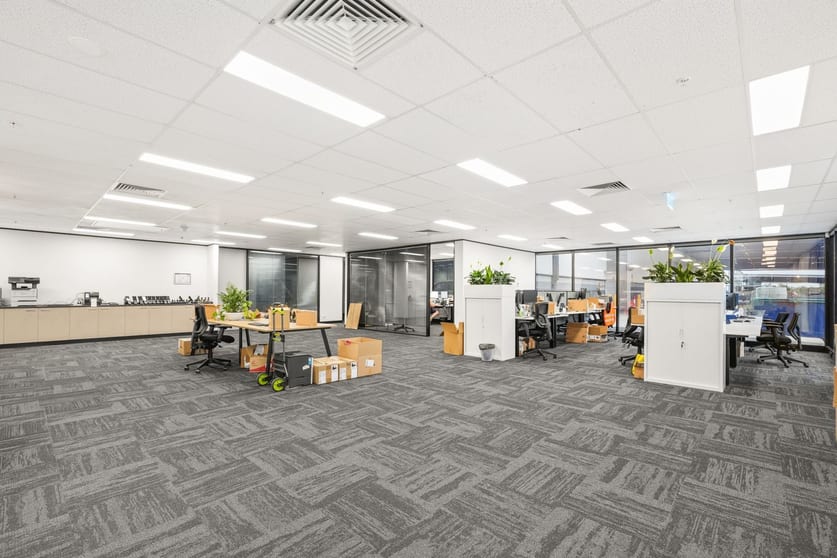 Click to view all images 15 & 33 Archer Road Truganina VIC 3029 - Image 3