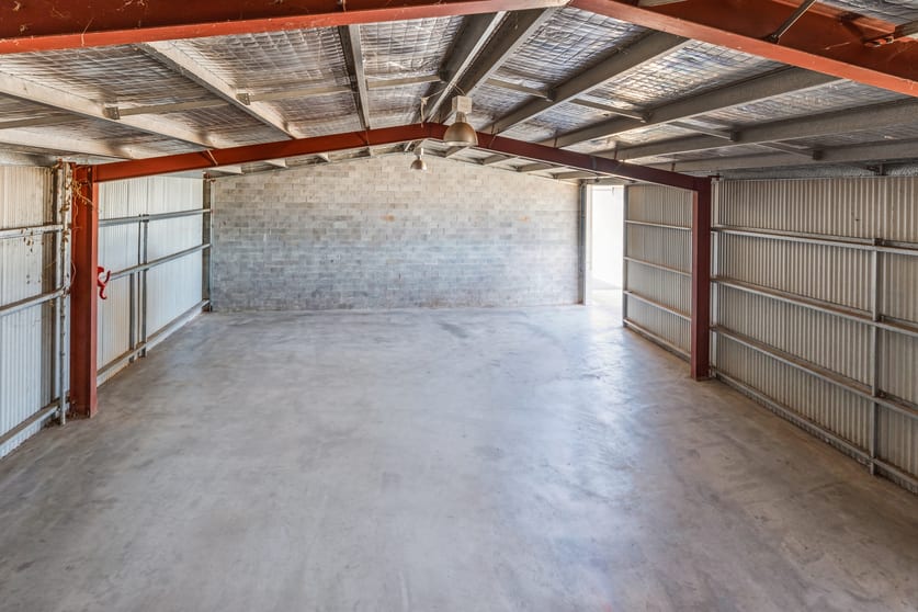 Click to view all images 4/8 Decastilla Street Minyirr WA 6725 - Image 1