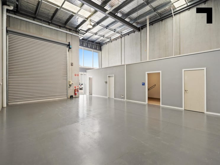 Click to view all images 3 Bonavita Court Chirnside Park VIC 3116 - Image 2