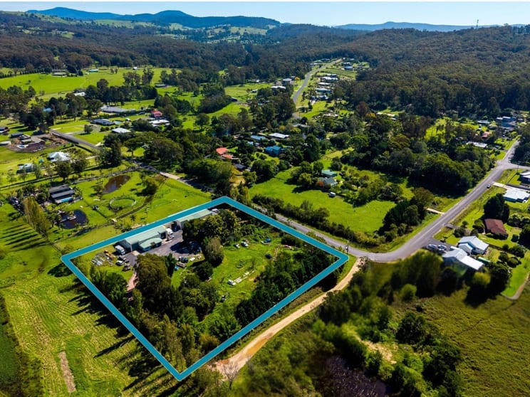 Click to view all images 1 Oakland Road Pambula NSW 2549 - Image 1