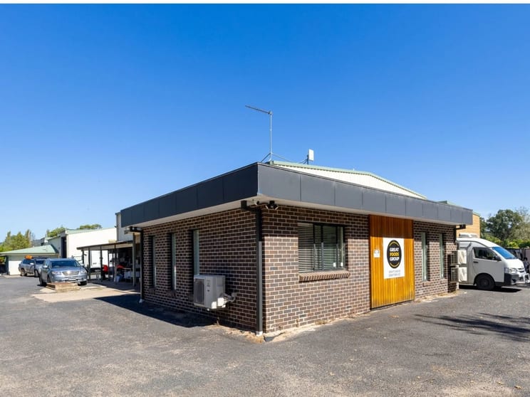 Click to view all images 1 Oakland Road Pambula NSW 2549 - Image 3