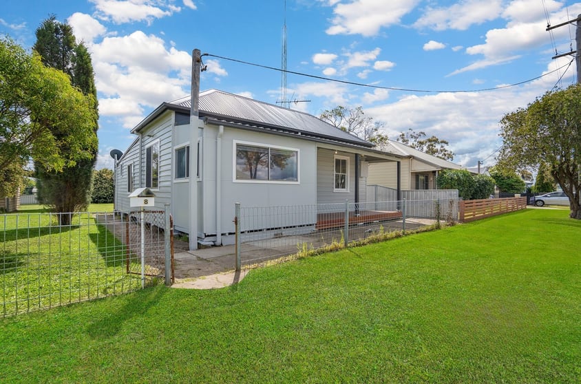 Click to view all images 8 Catherine Street Cessnock NSW 2325 - Image 3