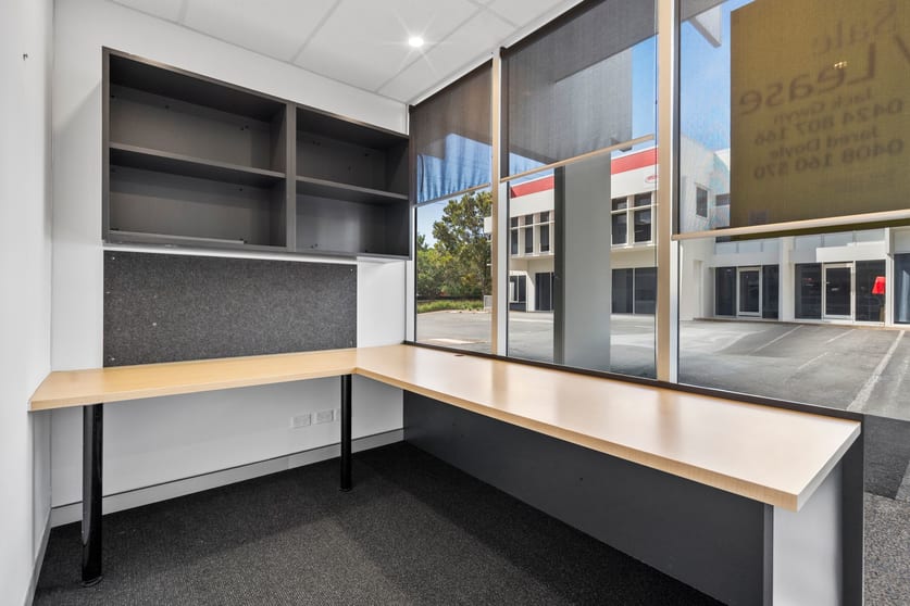 Click to view all images Ground Floor 3/23 Breene Place Morningside QLD 4170 - Image 3