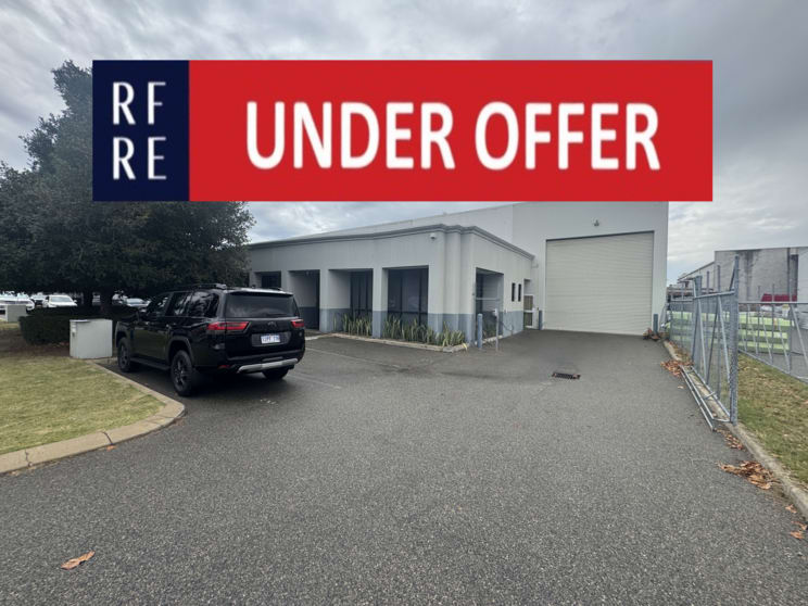 Click to view all images 17B Wheeler Belmont WA 6104 - Image 1