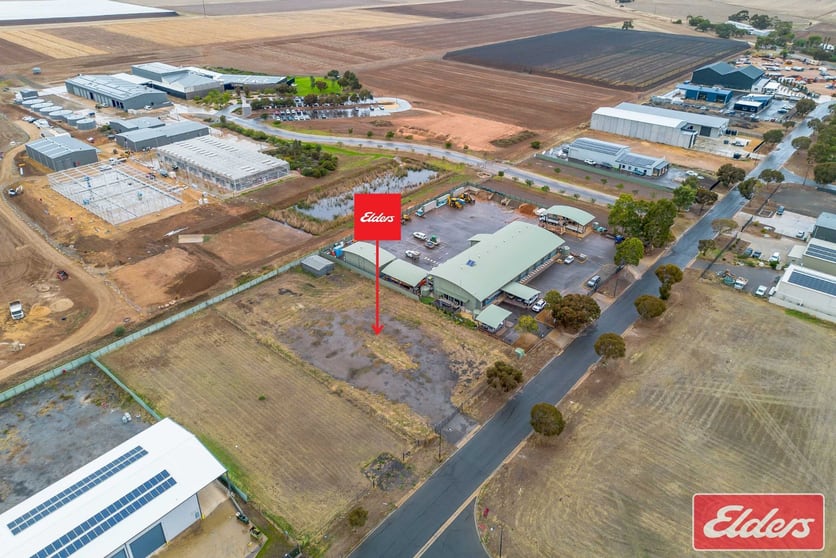 Click to view all images 24 Leitch Road Roseworthy SA 5371 - Image 3