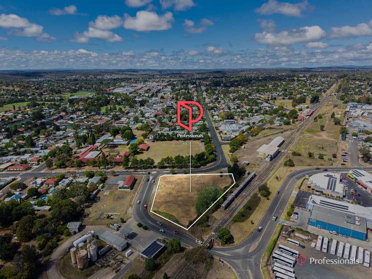 Click to view all images 134 Niagara Street Armidale NSW 2350 - Image 3