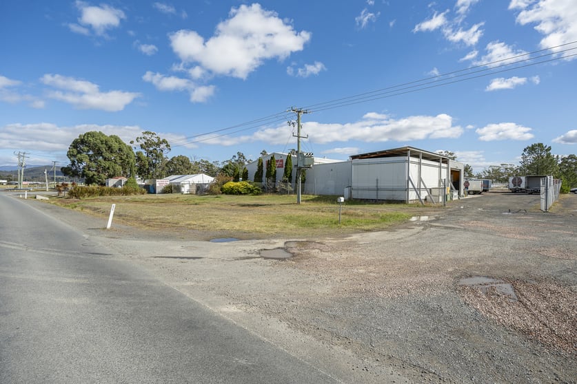 Click to view all images 52 Loop Road Cambridge TAS 7170 - Image 1