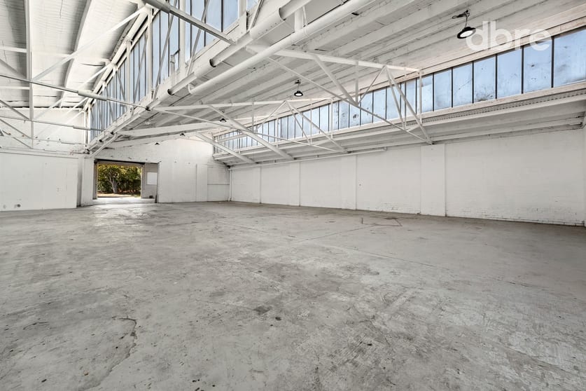 Click to view all images 23 Beaumaris Parade Highett VIC 3190 - Image 2