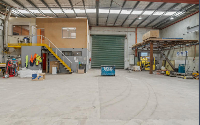 Click to view all images 77 Merola Way Campbellfield VIC 3061 - Image 2