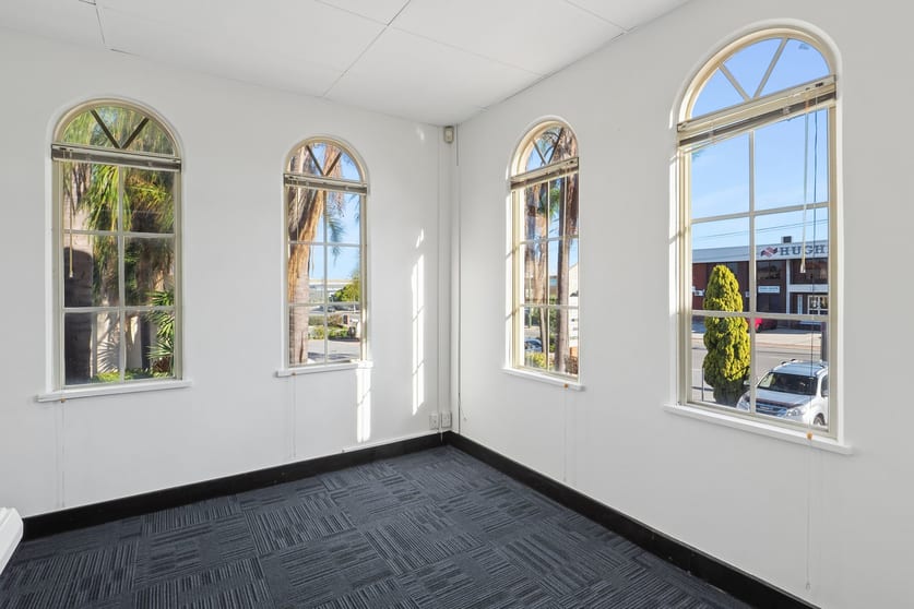 Click to view all images Unit 5/7 Hector Street West Osborne Park WA 6017 - Image 3
