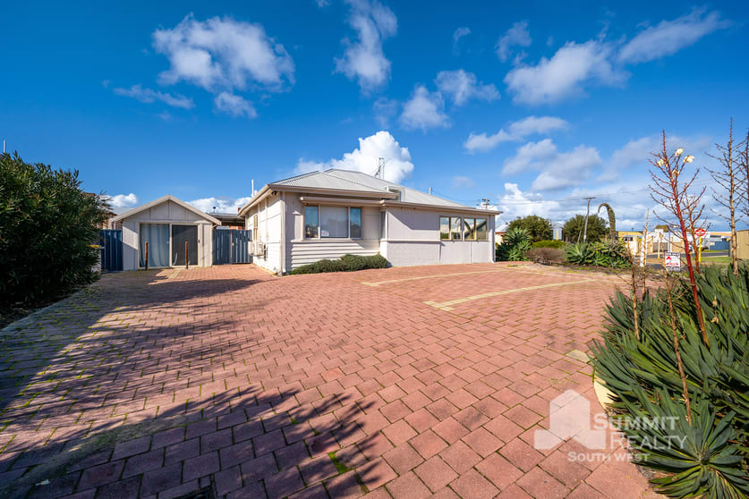 Click to view all images 10 Ramsay Street Bunbury WA 6230 - Image 3