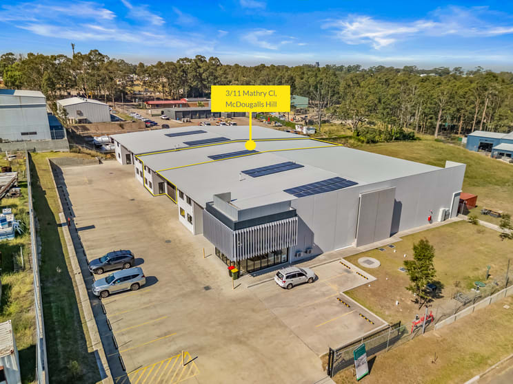 Click to view all images 3/11 Mathry Close Singleton NSW 2330 - Image 2