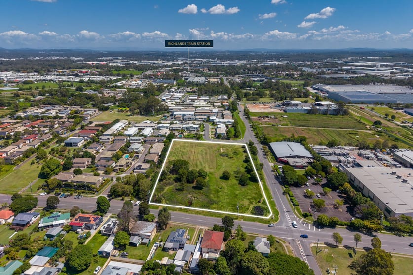 Click to view all images 2 Pine Road and 425 Archerfield Road Richlands QLD 4077 - Image 3