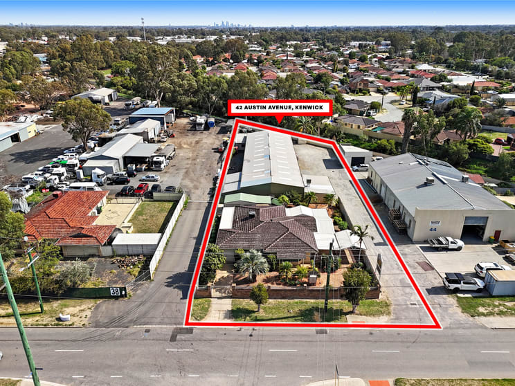 Click to view all images 42 Austin Avenue Kenwick WA 6107 - Image 1
