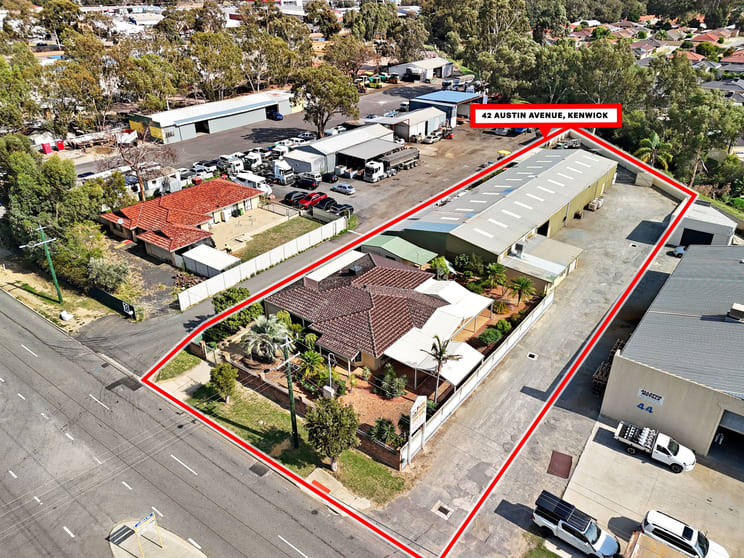 Click to view all images 42 Austin Avenue Kenwick WA 6107 - Image 2