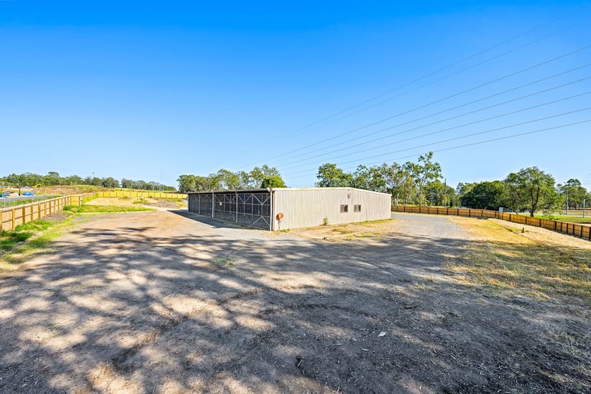 Click to view all images 638 Redbank Plains Road Redbank Plains QLD 4301 - Image 3