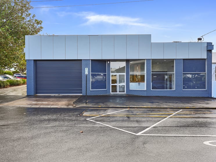 Click to view all images 98-100 Koroit Street Warrnambool VIC 3280 - Image 3