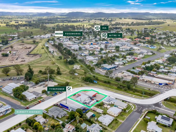 Click to view all images 1-3 Flinders Street (Burnett Highway) Monto QLD 4630 - Image 3