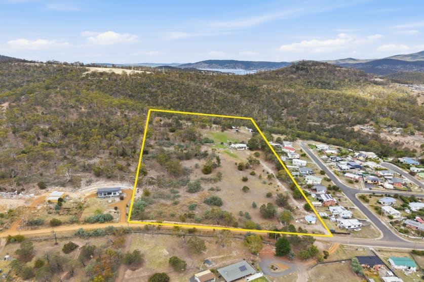 Click to view all images 21 Matipo Street Risdon Vale TAS 7016 - Image 2