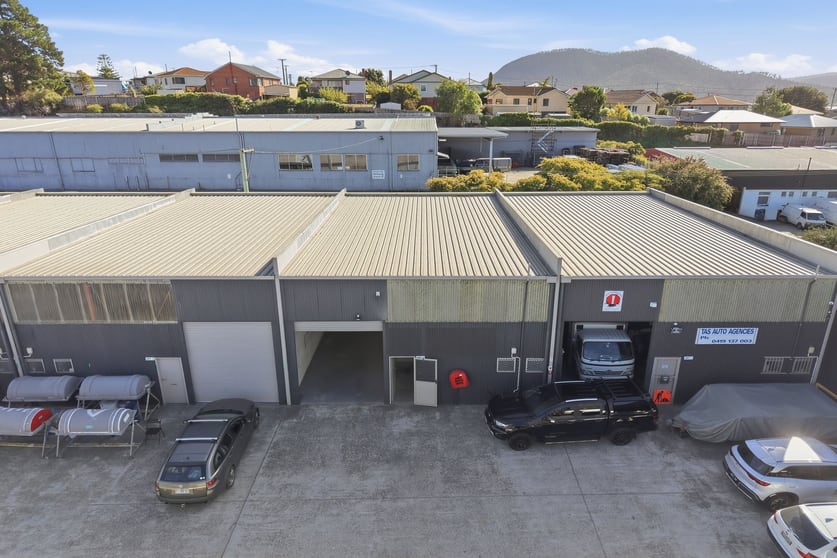 2/121 Gormanston Road Derwent Park TAS 7009 - Image 1