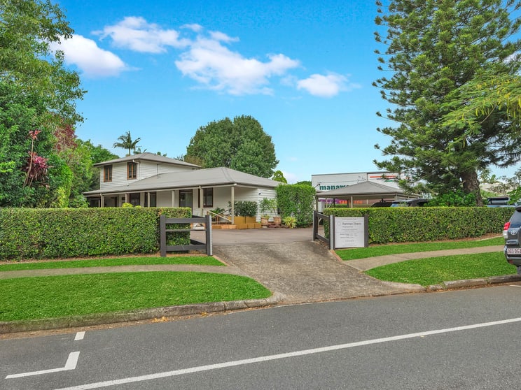 Click to view all images 24-26 Gloucester Road Buderim QLD 4556 - Image 1