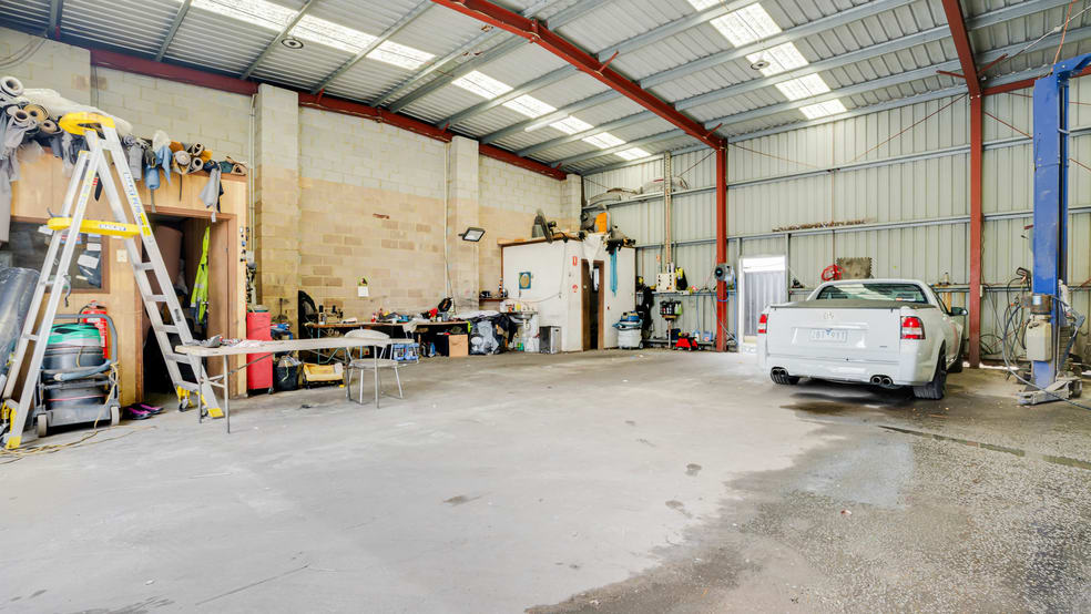 Click to view all images 1,2,3/11 Macaulay Street Williamstown North VIC 3016 - Image 2