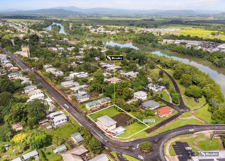 Click to view all images 4-10 Mourilyan Road East Innisfail QLD 4860 - Image 2