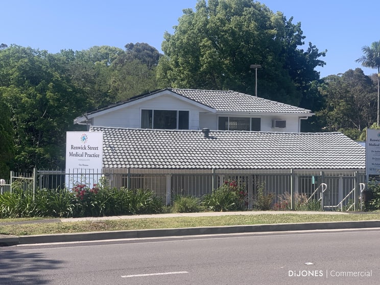 Click to view all images 18 Renwick Street Wyoming NSW 2250 - Image 1
