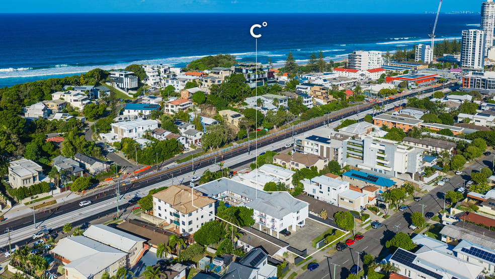 Click to view all images 2004 Gold Coast Highway Miami QLD 4220 - Image 3