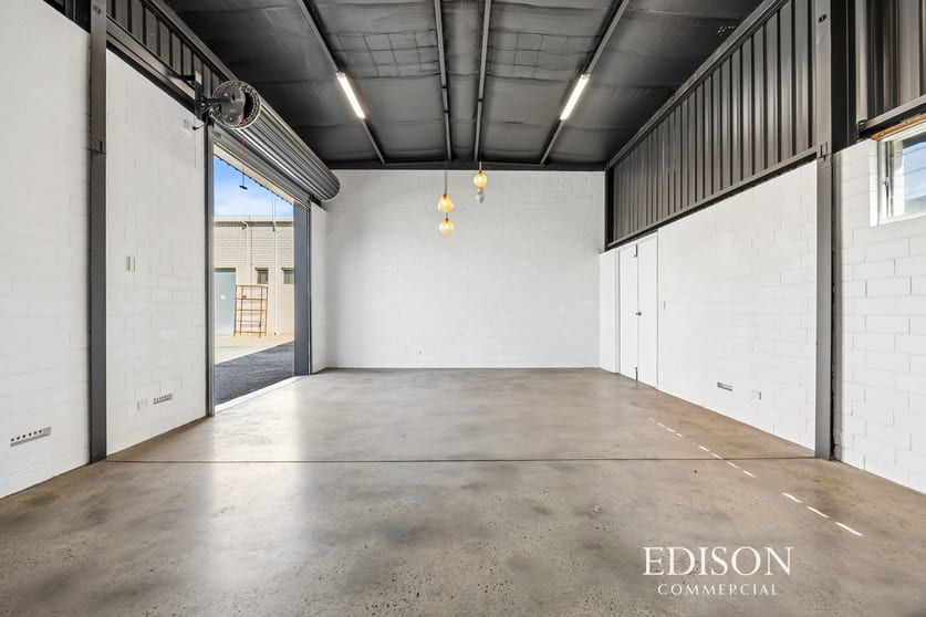 Click to view all images 3/496 Marmion Street Booragoon WA 6154 - Image 3