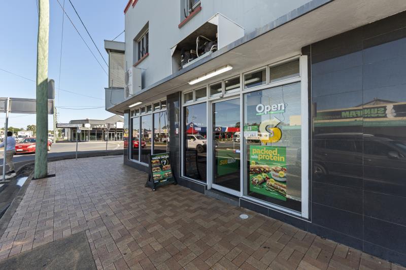 Click to view all images 1 Bourbong Street Bundaberg Central QLD 4670 - Image 3