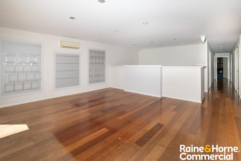 Click to view all images 5/17-25 Lake Albert Road Wagga Wagga NSW 2650 - Image 3