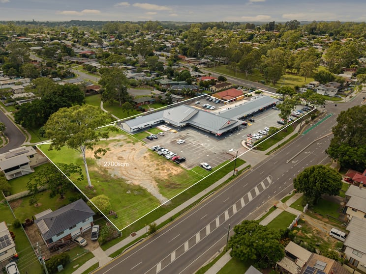 Click to view all images 65 Frenchs Road Petrie QLD 4502 - Image 2