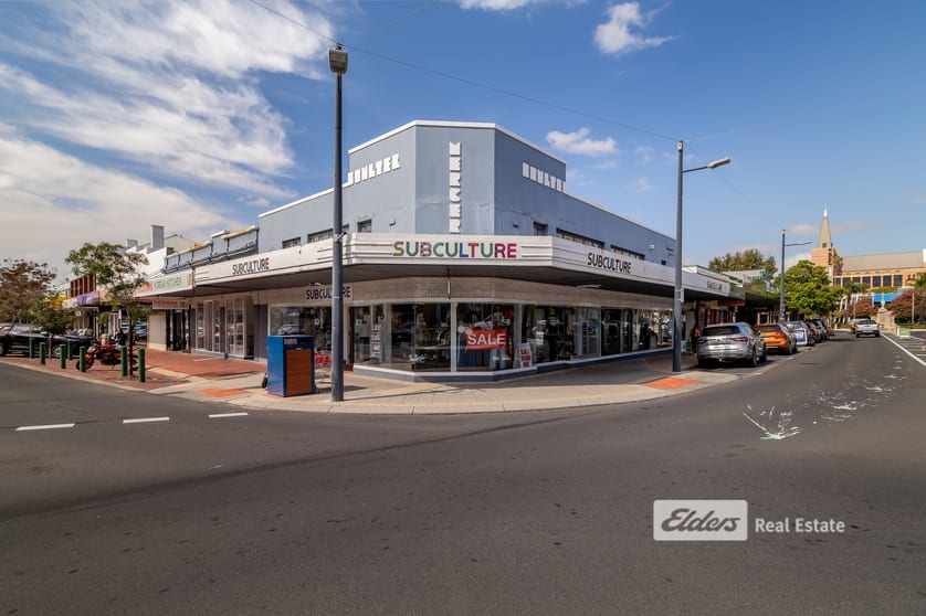 Click to view all images 124 Victoria Street Bunbury WA 6230 - Image 1
