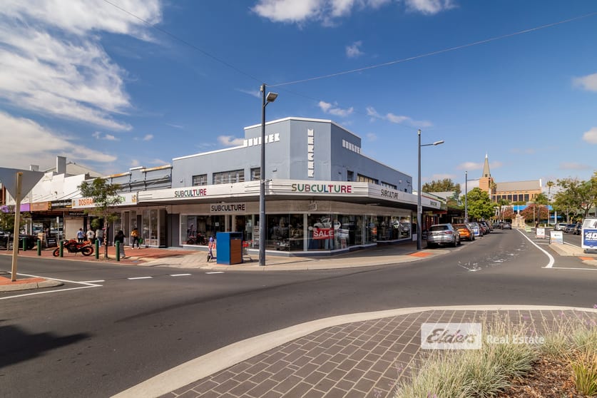 Click to view all images 124 Victoria Street Bunbury WA 6230 - Image 2