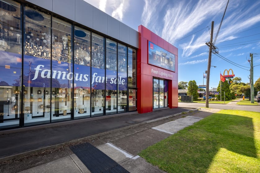 Click to view all images 4 Bronte Road Broadmeadow NSW 2292 - Image 2