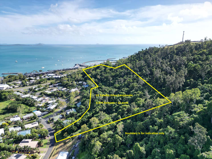 Click to view all images 62 Eshelby Drive Cannonvale QLD 4802 - Image 1