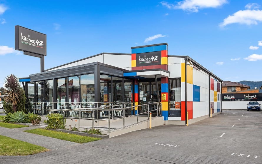 Click to view all images 40-42 Princes Highway Dapto NSW 2530 - Image 1