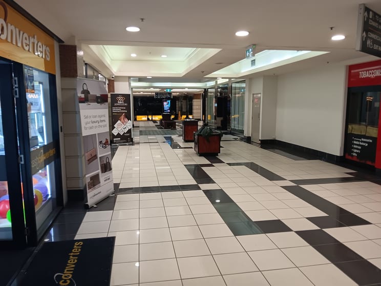 Click to view all images 24/198 Adelaide Street Brisbane City QLD 4000 - Image 3